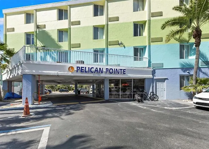 Pelican Point On Clearwater Aparthotel 3*
